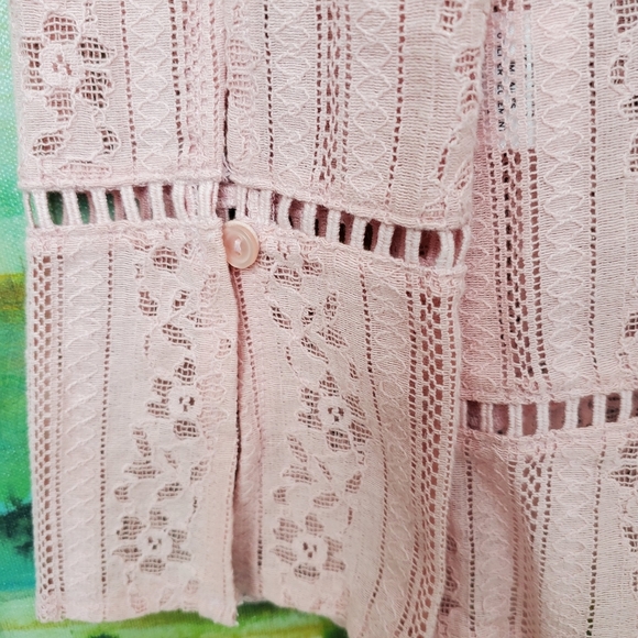 Hinge Lace Long Sleeve Romantic Tie Front Blouse - Picture 8 of 10